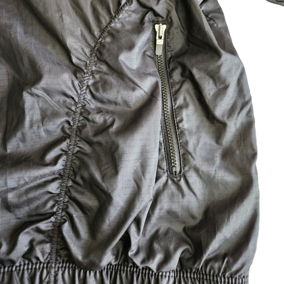 Nike Sportswear Women Jacket - Picture 9 of 9